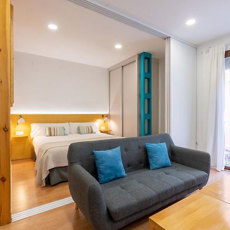 Locksmith Apartment - Park Option セビリア エクステリア 写真