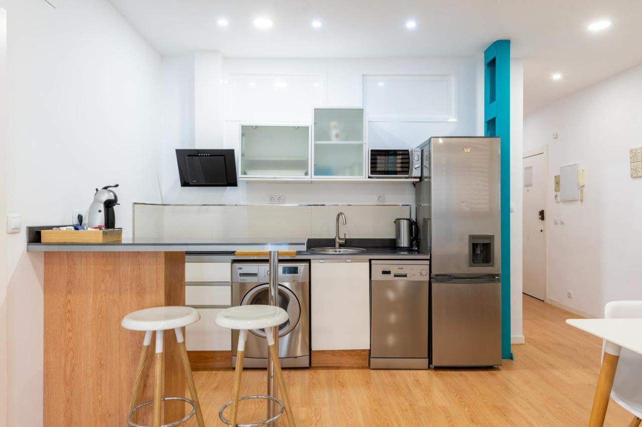 Locksmith Apartment - Park Option セビリア エクステリア 写真