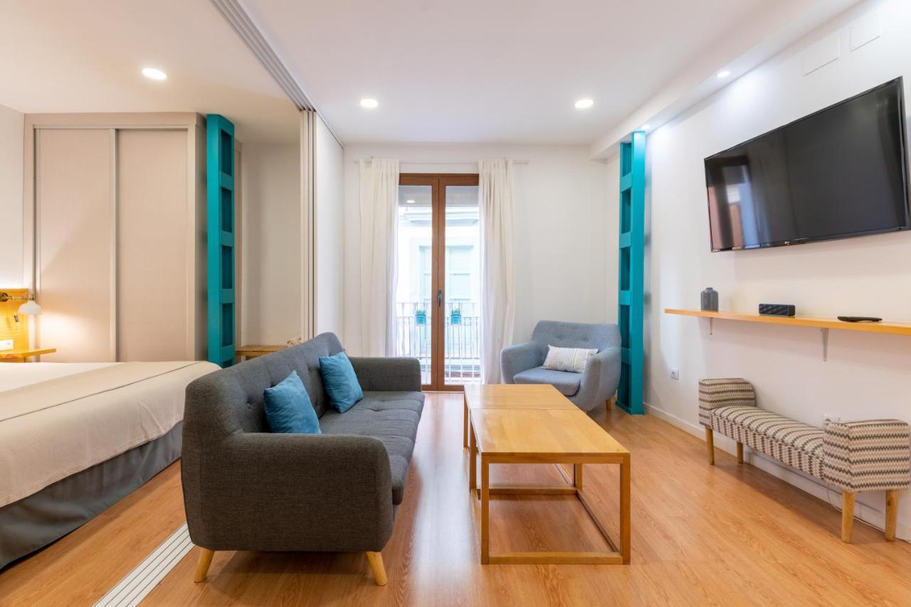 Locksmith Apartment - Park Option セビリア エクステリア 写真