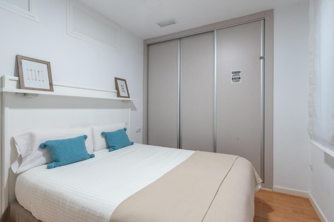 Locksmith Apartment - Park Option セビリア エクステリア 写真